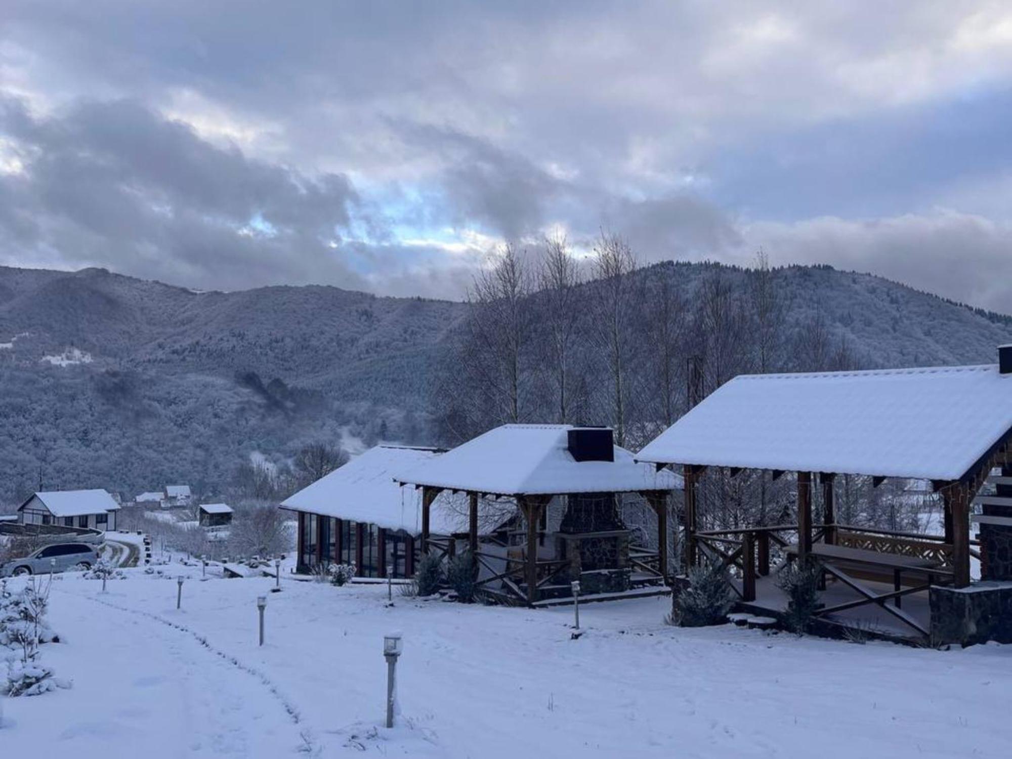 Kolochava Eco Resort ภายนอก รูปภาพ